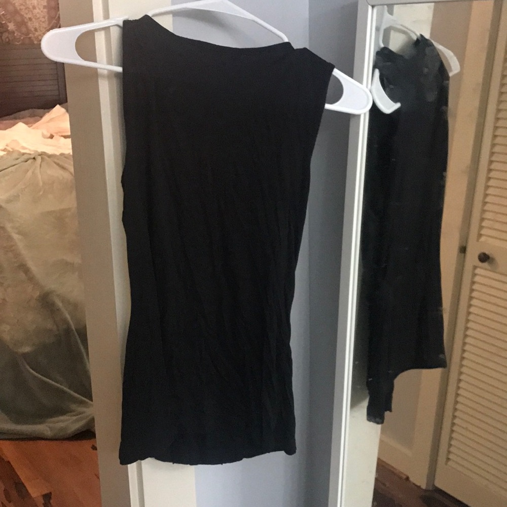 Banana Republic Black Ruffle Tank Top / Shell - Picture 2 of 2